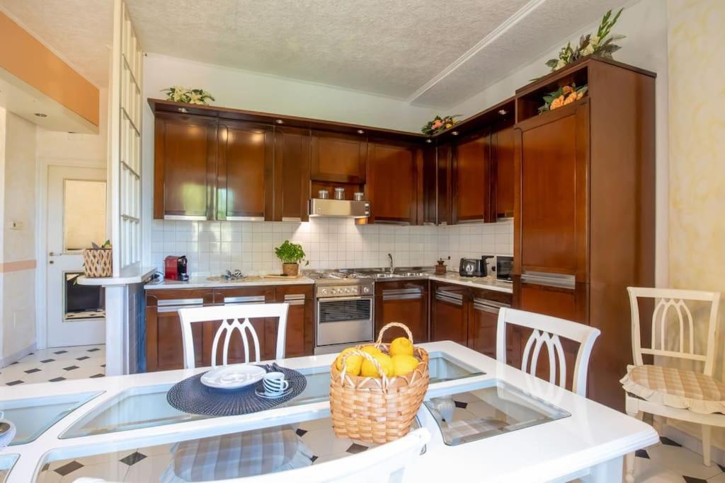 Mare In Vista Apartment Capoliveri  Exterior photo