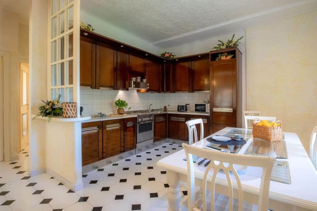 Mare In Vista Apartment Capoliveri  Exterior photo